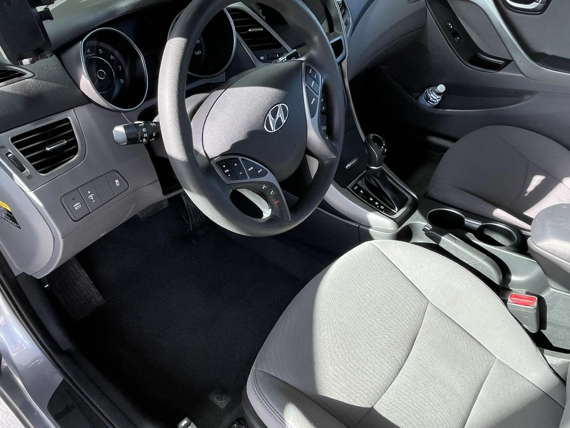 Imagen adicional de Hyundai Elantra SE 2015