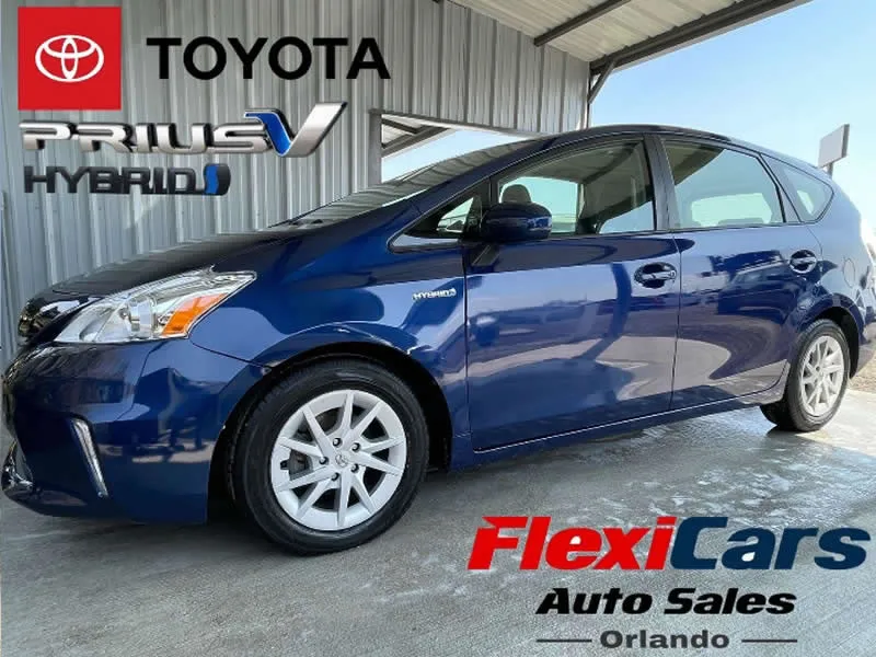 Toyota Prius V 2013